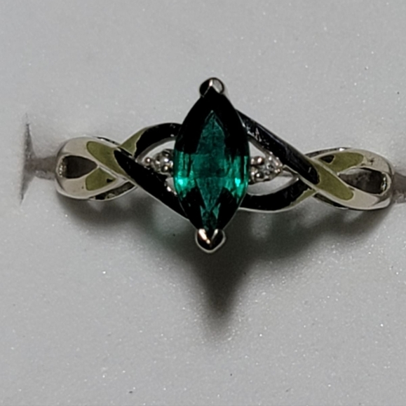 Jewelry - Stamped 10k white gold simulated Emerald And Diamond Ring sz5.5.